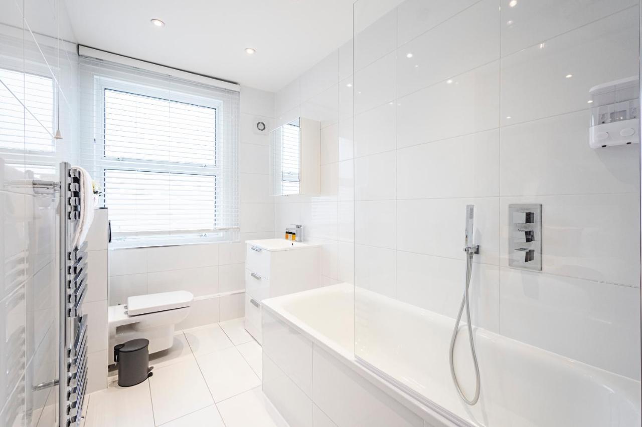 Cozy And Serene Brand-New Flat In Kilburn, Londonアパートメント エクステリア 写真