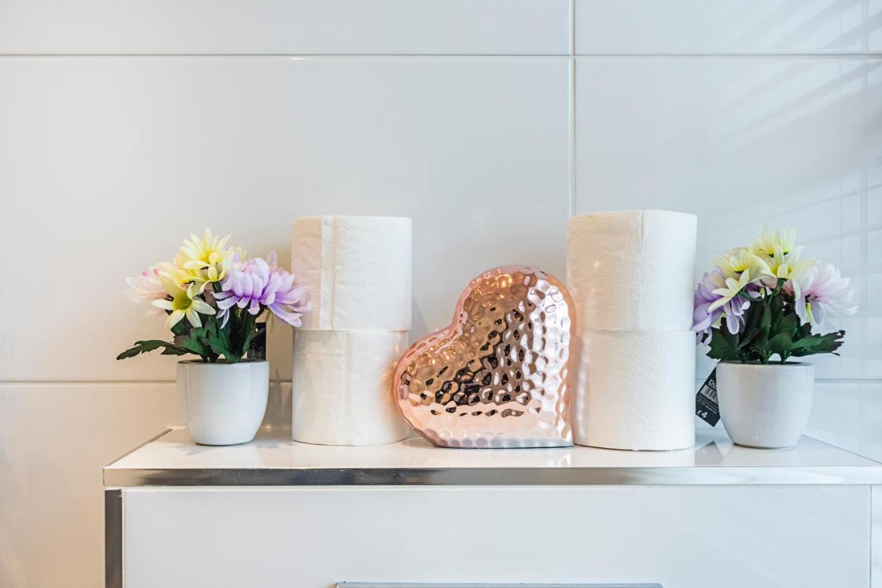 Cozy And Serene Brand-New Flat In Kilburn, Londonアパートメント エクステリア 写真