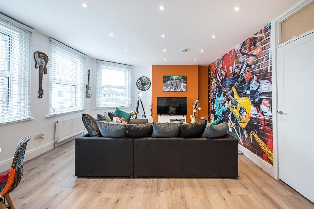 Cozy And Serene Brand-New Flat In Kilburn, Londonアパートメント エクステリア 写真