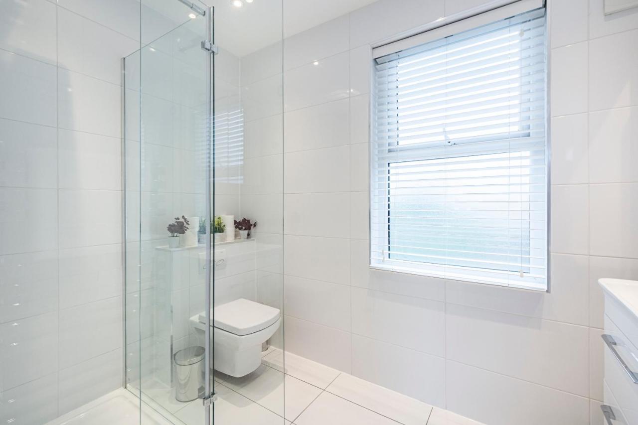 Cozy And Serene Brand-New Flat In Kilburn, Londonアパートメント エクステリア 写真